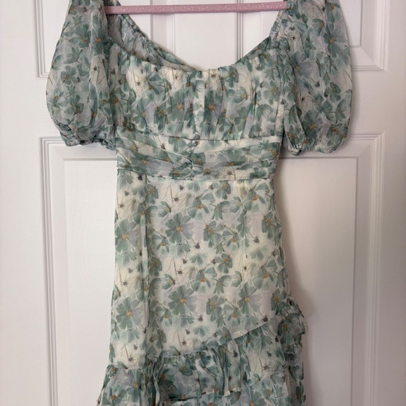 Selfie Leslie Green Floral Dress with Bow Back - Picture 2 of 6